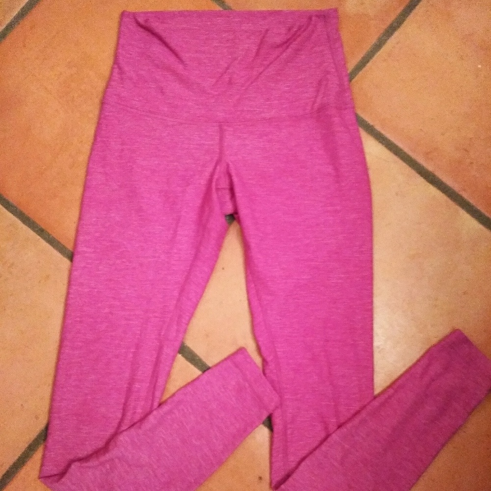 Lululemon brand workout pants